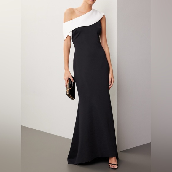 Badgley Mischka Dresses & Skirts - Badgley Mischka One Shoulder Gown, 0